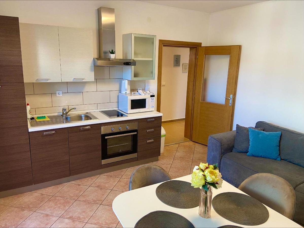 Apartments Balach Пореч Экстерьер фото